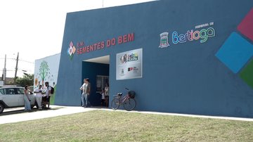 Unidade escolar no bairro Indaiá foi inaugurada na quinta-feira (9) - Reprodução/TV Cultura Litoral