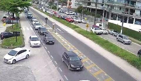 Km 55 da rodovia Rio-Santos Confira a situação da Rio-Santos nesta manhã de quarta-feira (4) - DER-SP
