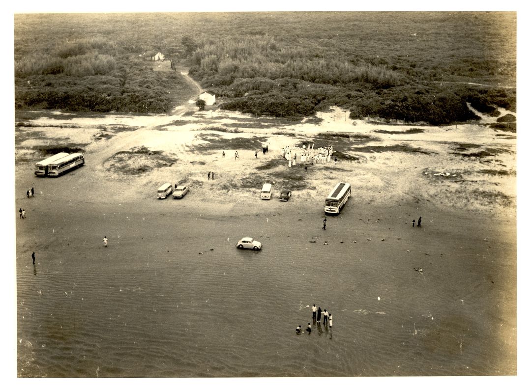 Orla do bairro Mirim na década de 1960