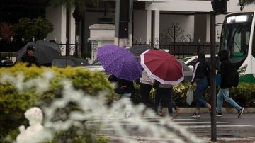 Em Santos já choveu 52 mm até o final da madrugada deste sábado (26) - Prefeitura de Santos