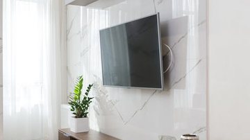 Foto de TV e hack em uma sala de estar - Pexels