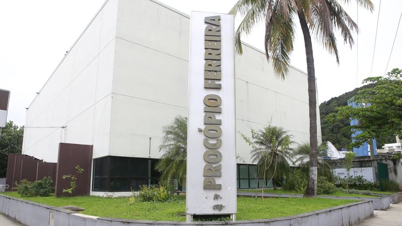Teatro Procópio Ferreira, em Guarujá - Imagem: Divulgação / Prefeitura de Guarujá