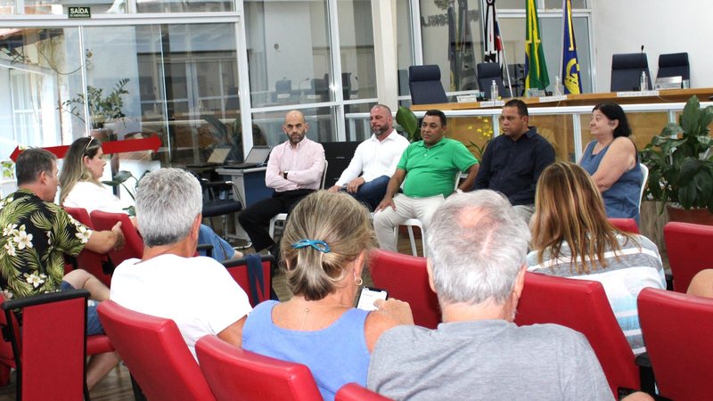 A audiência tem o objetivo de escutar os apontamentos da população em relação à travessia - Câmara Municipal de Ilhabela