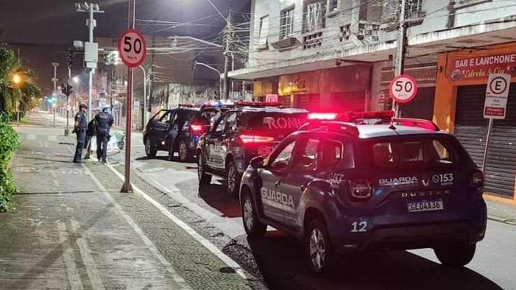 Equipes das Rondas Ostensivas Municipais da GCM detiveram os criminosos - Divulgação/Prefeitura de Santos
