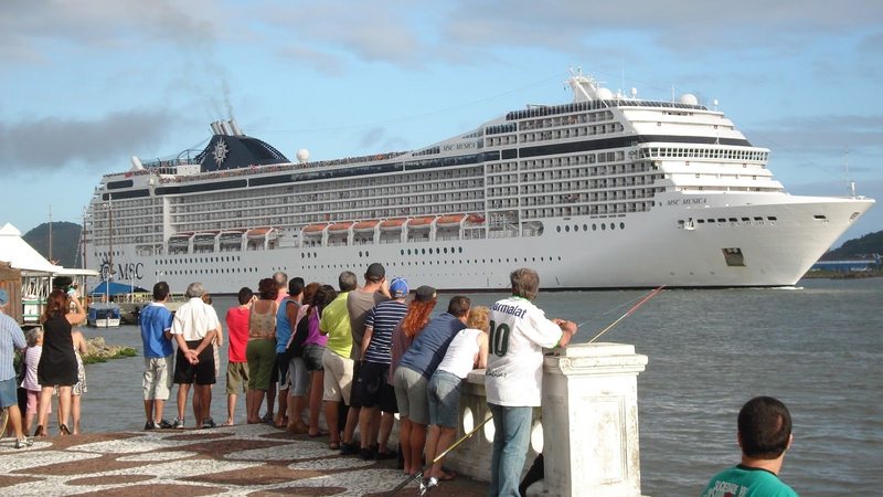 Primeiro navio atraca às 8 horas da manhã de domingo (29) no Porto de Santos - Reprodução/Site World Cruises