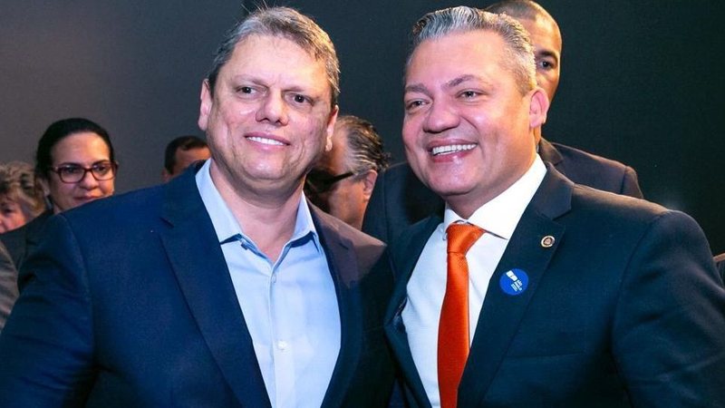 Governador Tarcísio e o deputado Paulo Correa JR - Assessoria Parlamentar