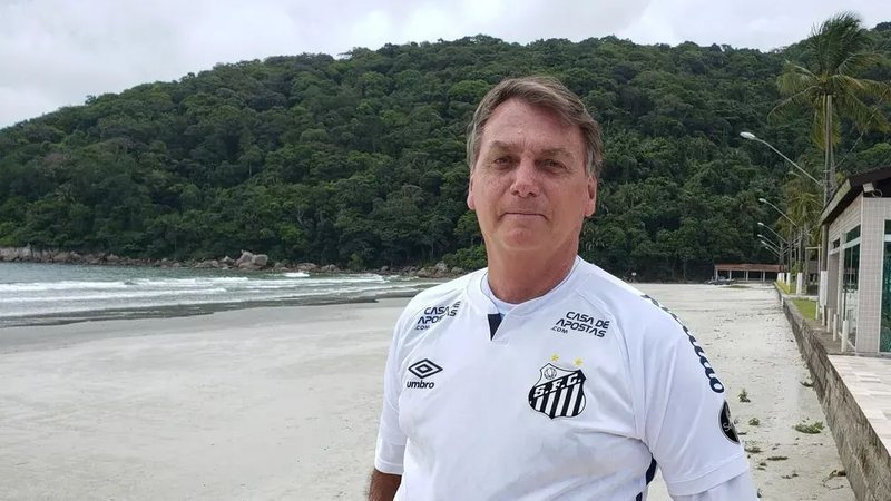 Ex-presidente participara de entrega de caminhões do Bombeiros em Santos - Arquivo Pessoal/Bolsonaro