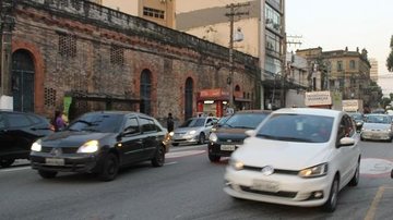 O local possui grande movimento de carros e pedestres - Boqnews