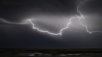 Tempestades seguem neste começo de novembro no litoral de SP - Imagem ilustrativa/Pixabay