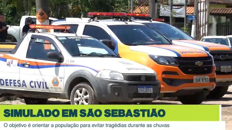 Viaturas da Defesa Civil de São Sebastião posicionadas no bairro de Boraceia - Reprodução TV Cultura