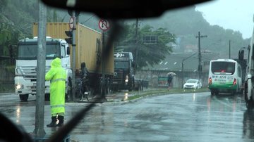 Volume de chuva previsto para esta sexta-feira (26) é menor - Prefeitura de Santos