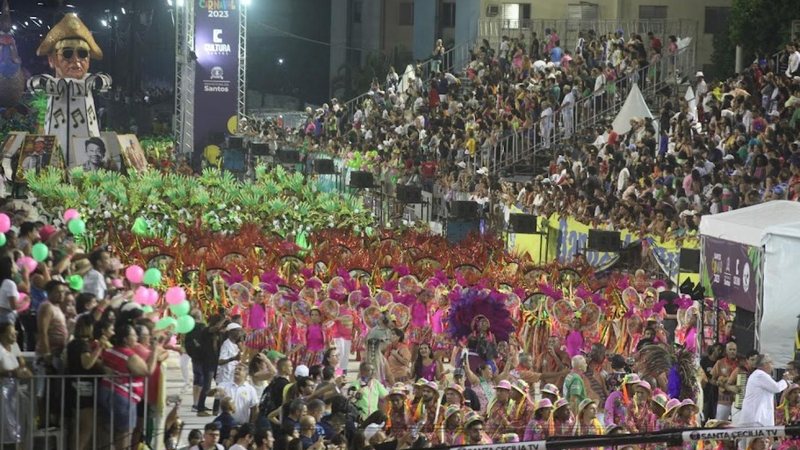 Desfile acontece nos próximos dias 2 e 3 de fevereiro - Marcelo Martins/Prefeitura de Santos