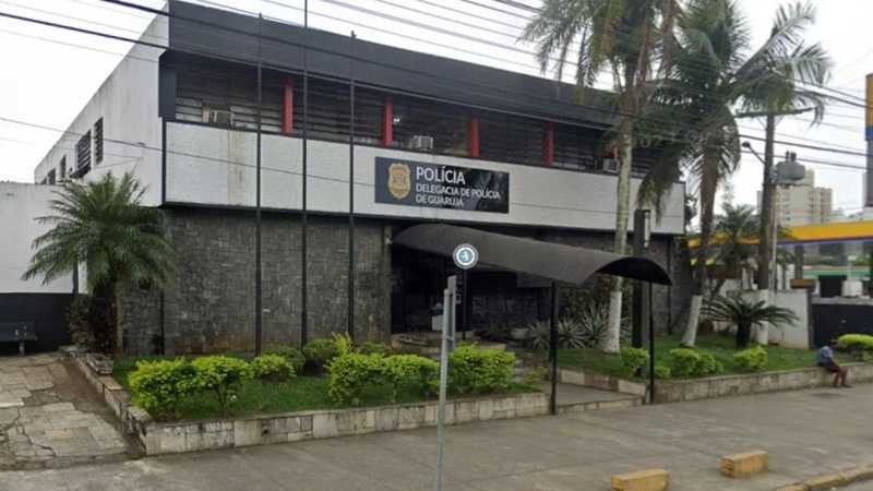 Acusado foi encaminhado para a delegacia sede de Guarujá - Reprodução