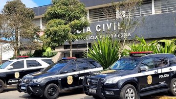 Suspeito foi detido e encaminhado à delegacia de Ubatuba - Divulgação/ PMU