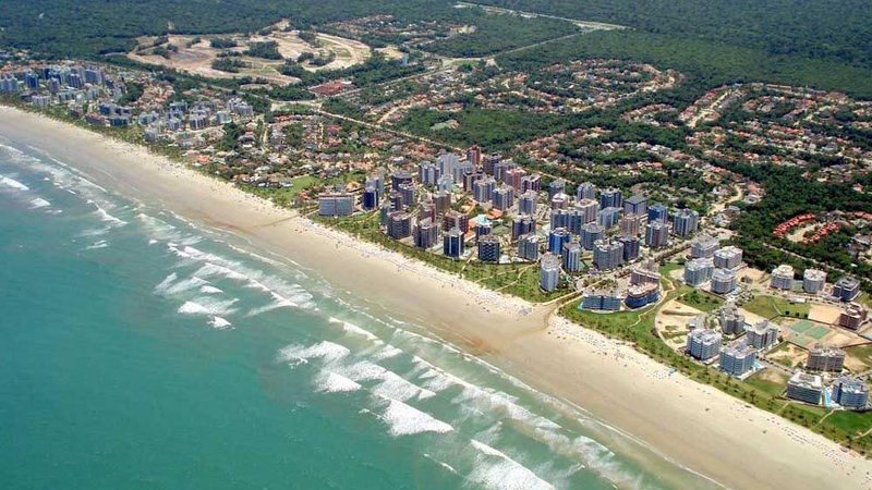 Bertioga, na Baixada Santista - Imagem: Reprodução / Viagens e Caminhos