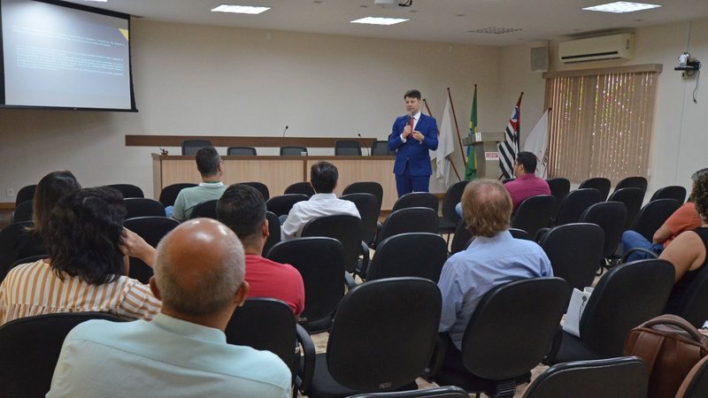 Capacitação reuniu servidores no auditório da Ciesp - Rodrigo Palassi