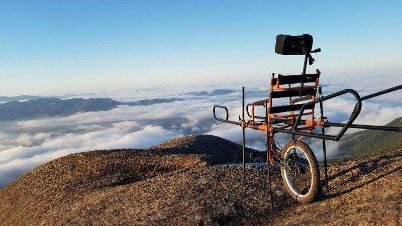 Cadeira Julietti foi criada para desbravar trilhas montanhosas - Divulgação/Instituto Montanha Para Todos