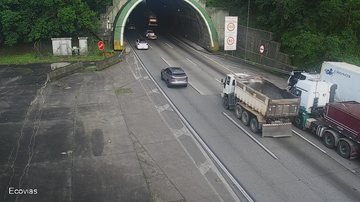 Acidente aconteceu na altura do km 48 da via Anchieta - Divulgação/Ecovias