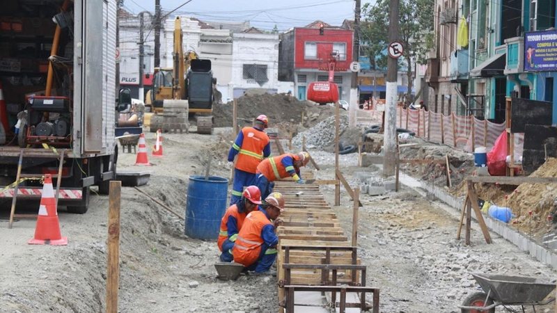 Linhas de transporte, que circulam pelas áreas bloqueadas, adotarão rota alternativa - Carlos Nogueira/Prefeitura de Santos