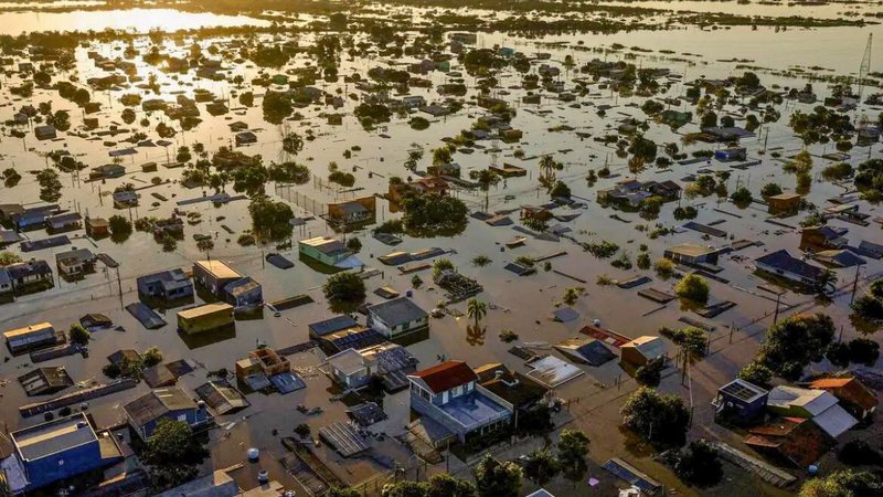 Defesa Civil do RS já confirmou 100 óbitos decorrentes da tragédia climática - Reprodução/Amanda Perobelli/Reuters