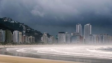 Terça-feira (4) promete ser chuvosa em todo o litoral paulista - Reprodução/Climatempo