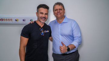 Prefeito Caio Matheus e o governador Tarcísio visitaram as obras do hospital de Bertioga - Foto: Joanderson Piropo