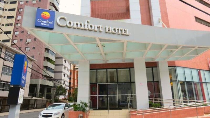 Comfort Hotel Santos fica na av. Rei Alberto I, 177 - 181 - Ponta da Praia - Reprodução/Hoteliernews