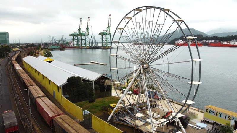 Roda Gigante Do Parque Valongo é A Nova Atração De Santos 2002