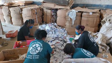 Operação é conduzida pela Cooperativa de Trabalho, Produção e Triagem de Resíduos Sólidos Recicláveis Transfor-Mar - Prefeitura de Bertioga