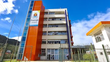 O primeiro turno das eleições ocorre em 6 de outubro, e o segundo turno, em 27 de outubro, caso necessário - Divulgação/Prefeitura de Guarujá