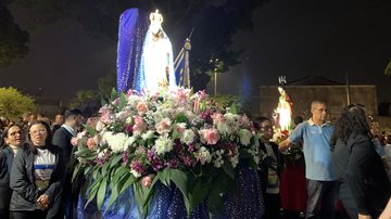 Procissão reuniu fiéis pelas ruas da cidade - Luiz Costa / NewCom
