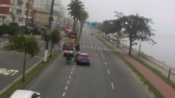 Travessia Santos- Guarujá nesta manhã de domingo (8) - Semil