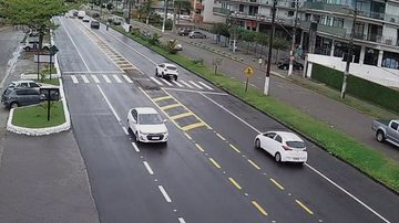 Trecho da rodovia Rio-Santos, em Ubatuba, durante a manhã de hoje (17) - Imagem: Reprodução / DER-SP