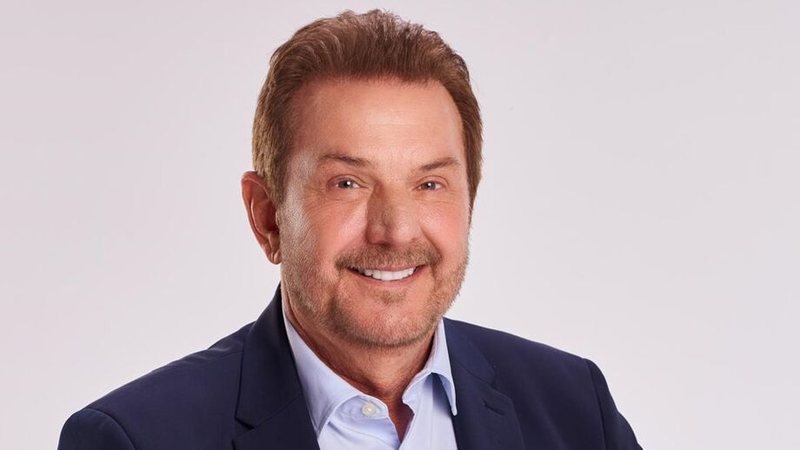Prefeito eleito volta a assumir o maior cargo político da cidade após 4 anos - Divulgação