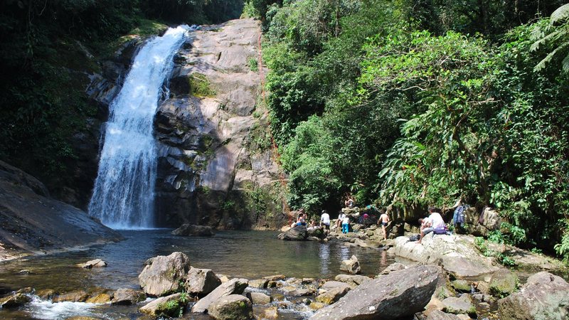 Cachoeira Ribeirão Itu em São Sebastião, litoral de SP - Bruna Vieira