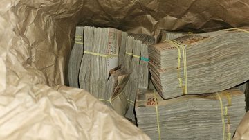 Foram apreendidos 250 mil reais e quatro pessoas foram presas - Divulgação/Polícia Federal