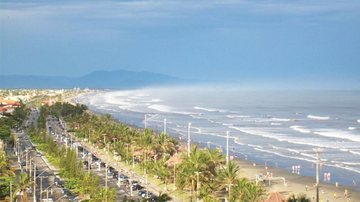 Previsão de muito sol para o final de semana em Peruíbe, litoral de SP - Secom