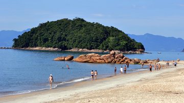 Praia Martim de Sá, em Caraguatatuba, está imprópria para banho - PMC