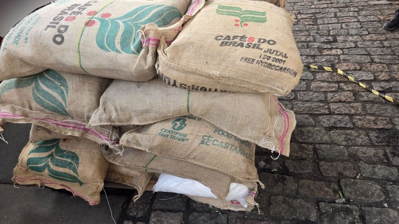 Apreensão ocorreu na manhã desta segunda-feira (14) - Divulgação/Receita Federal