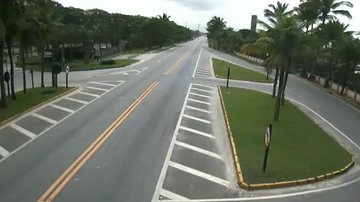 Trecho de Bertioga da rodovia Rio-Santos, durante a manhã de hoje (17) - Imagem: Reprodução / DER-SP