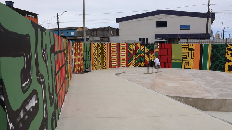 Praça da Liberdade Zumbi dos Palmares, no bairro Maracanã - Prefeitura de Praia Grande