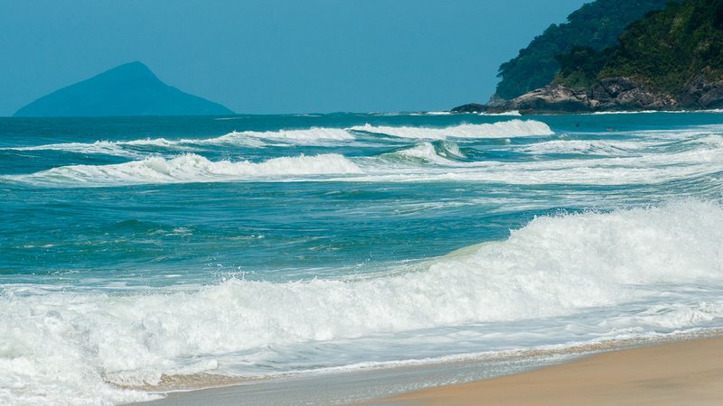 A famosa praia de Maresias é considerada, pelos turistas,  uma das 10 melhores de SP - Turismo São Sebastião