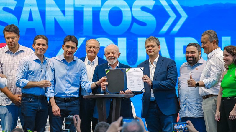 Cerimônia também contou com assinatura para prorrogação da delegação do Porto de São Sebastião - Ricardo Stuckert / PR
