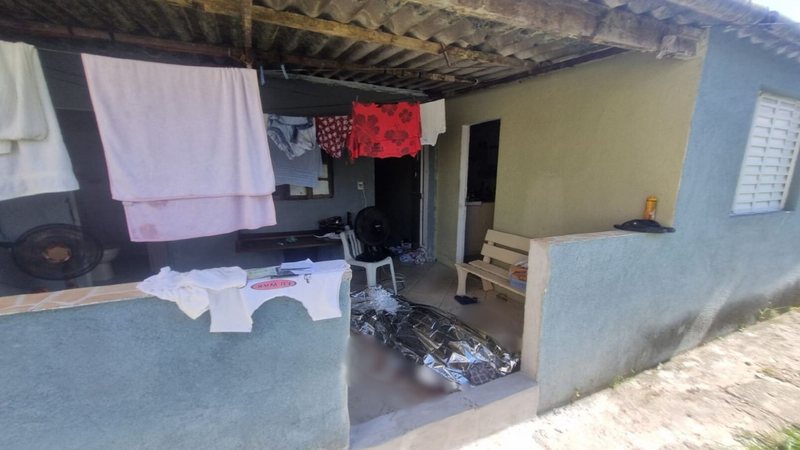 Casa na qual ocorreu o crime, no bairro Rio da Praia - Reprodução/Polícia Civil