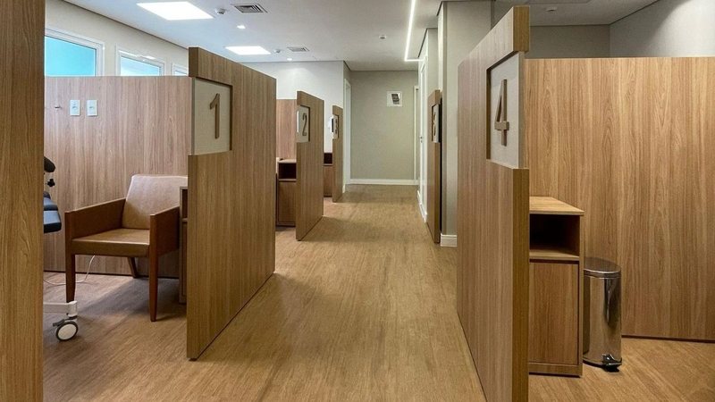 Clínica possui boxes individuais para pacientes em tratamento - Divulgação / Imuno Santos