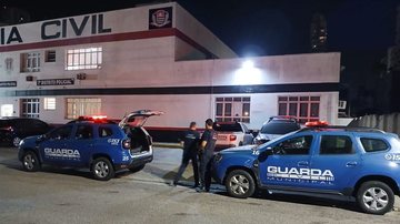 Vítimas relataram que foram ameaçadas e obrigadas a entregar seus celulares - Divulgação/Prefeitura de Santos