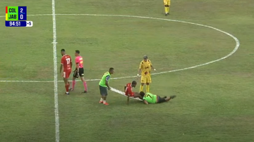 Vídeo do momento do acidente foi publicado nas redes sociais da Federação Paulista de Futebol (FPF) - Reprodução/YouTube