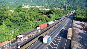 Situação mais complicada é da rodovia Anchieta, sentido litoral, com 15km de congestionamento - Reprodução/CCI Artesp