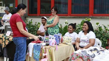 Feira é promovida sempre no último dia útil de cada  mês - Divulgação/Prefeitura de Guarujá