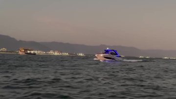 Velocidade máxima permitida no canal de Bertioga é de cinco nós (aproximadamente 11km/h) - Reprodução/Eleni Nogueira
